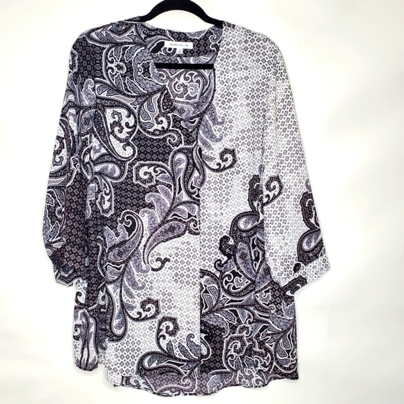 Rose + Olive Paisley Print Blouse Size 2X Black White Abstract Popover Top Boho - Picture 1 of 11